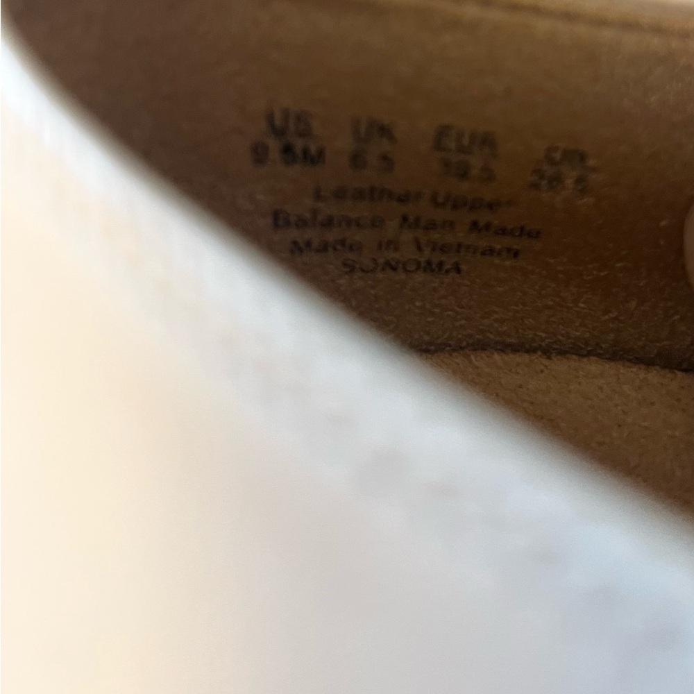 Naturalizer Cream Flats Minimalist Design - Picture 3 of 7